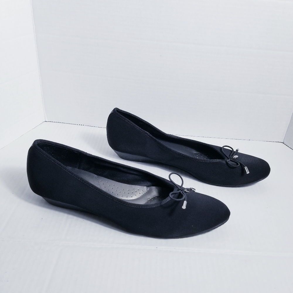 DEXFLEX COMFORT FLATS WITH BOW SIZE 9.5 (SEE ALL PHOTOS) - Picture 3 of 10